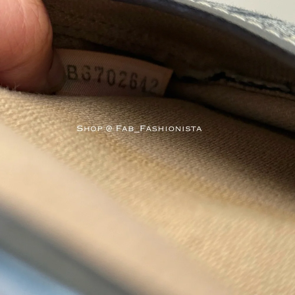 Dooney & Bourke Wristlet Vintage